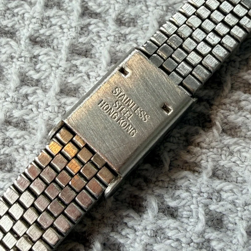 Vintage Bradley Raggedy Ann Swiss Made Watch 1971 Gold Tone Mesh Band 23 180